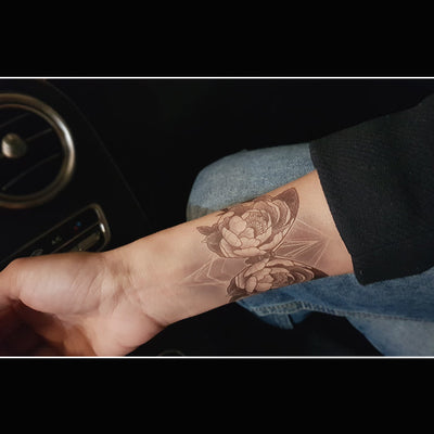 Tatouage éphémère : Peony Butterfly - by Gent - ArtWear Tattoo - Tatouage temporaire