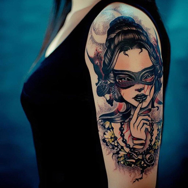 Tatouage éphémère : Masked Girl - ArtWear Tattoo - Tatouage temporaire